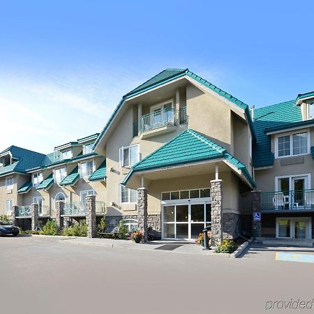 Pocaterra Inn & Waterslide Canmore Bagian luar foto
