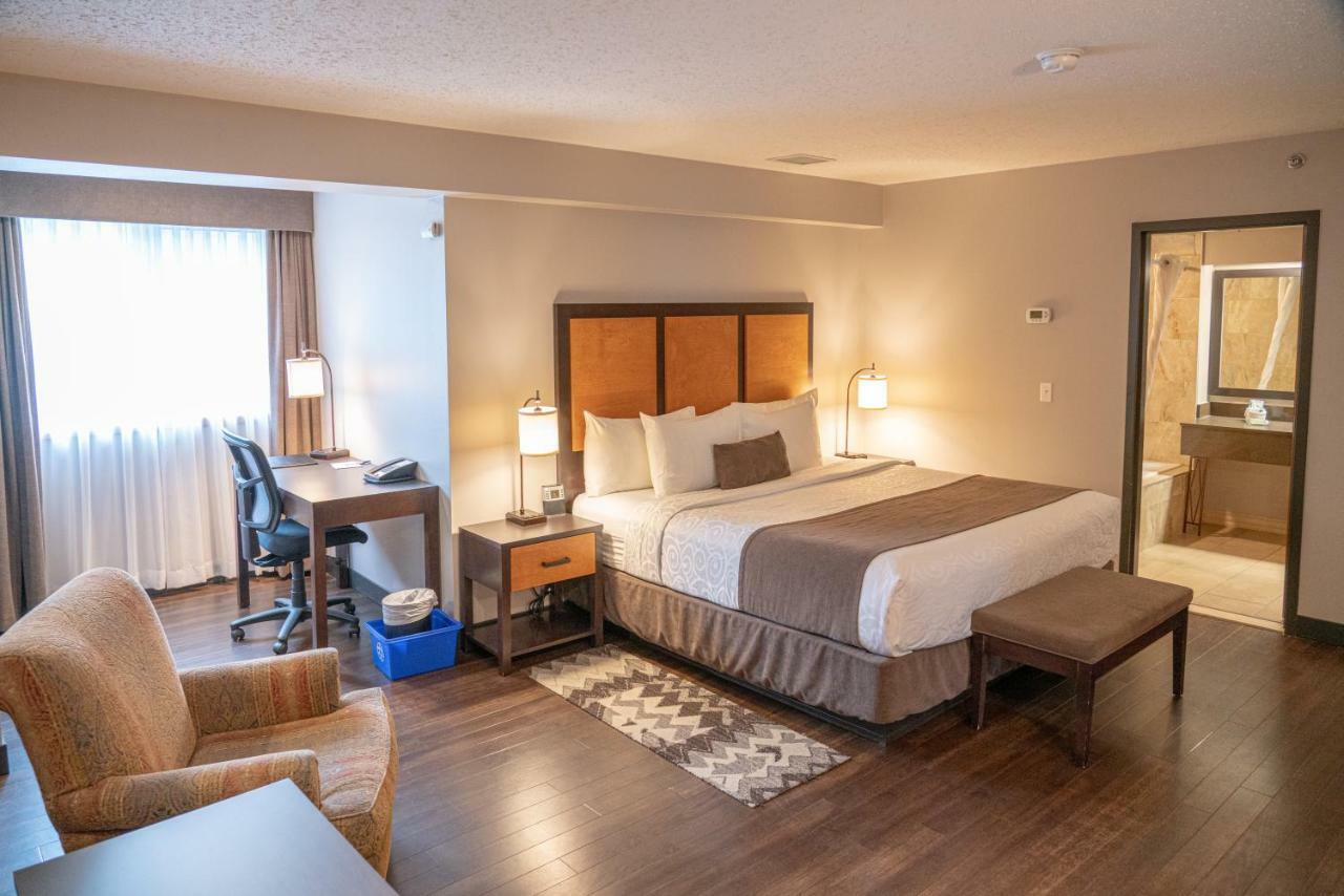 Pocaterra Inn & Waterslide Canmore Bagian luar foto